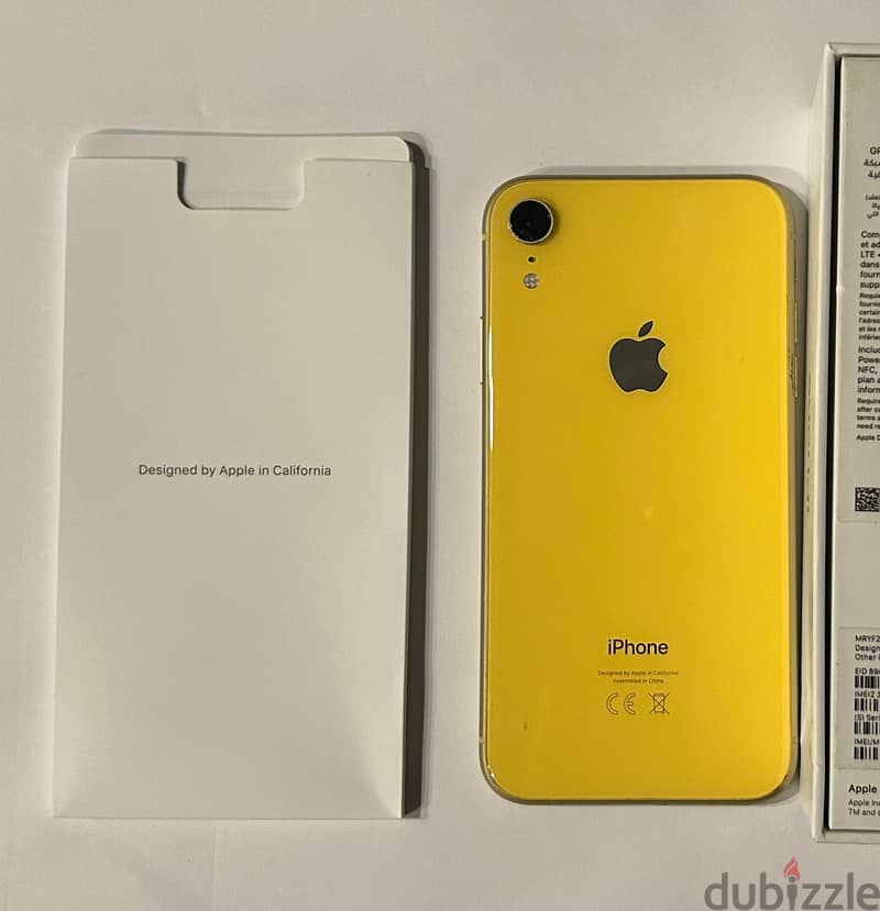iPhone XR 128GB Yellow 2