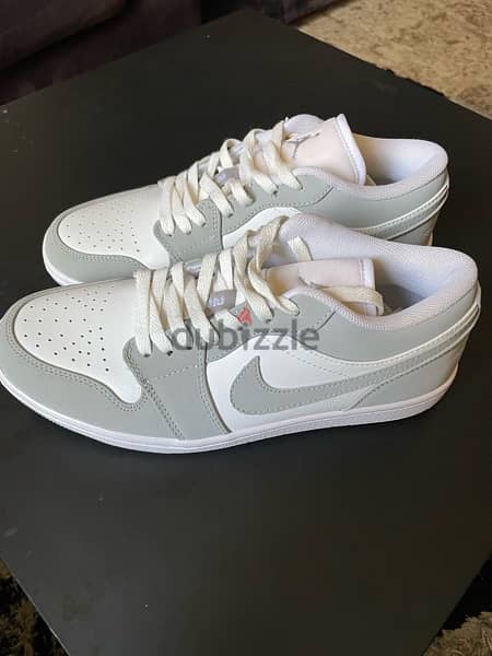 Nike air jordan white grey 41 new 1