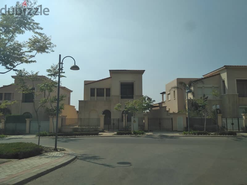 Standalone Villa 312 m fully Finished ready to move for sale at Uptown Cairo 2