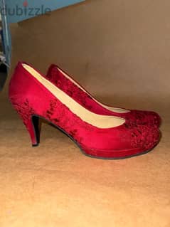 Red soiree heels 0