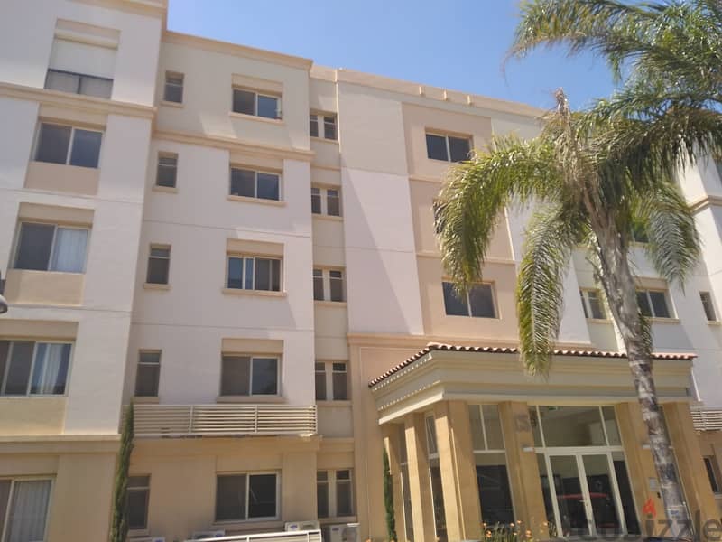 Apartment 190 m Prime location ready to move for sale at Uptown Cairo 2