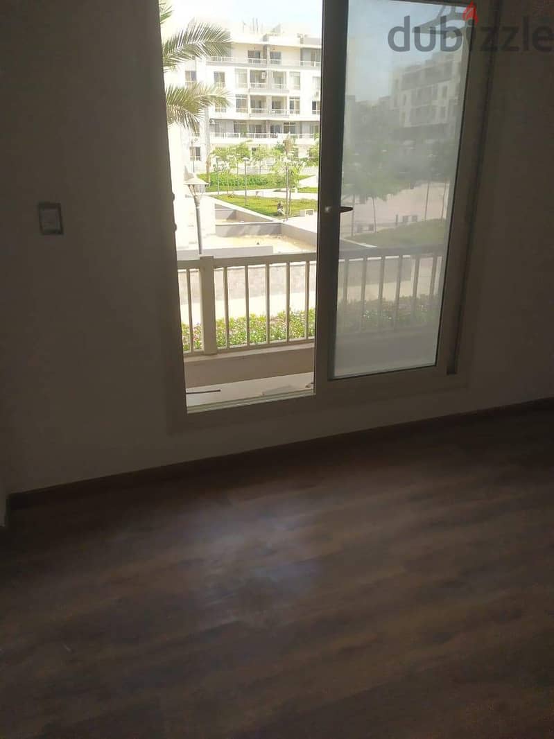 Apartment For Rent 165 m prime location View Landscape Super Lux finishing in Compound Jayd 3