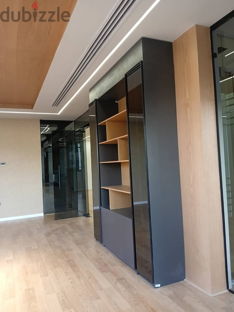 مكتب متشطب الترا سوبر لوكس إيجار 370م في ميفيدا Mivida - Business Park 4