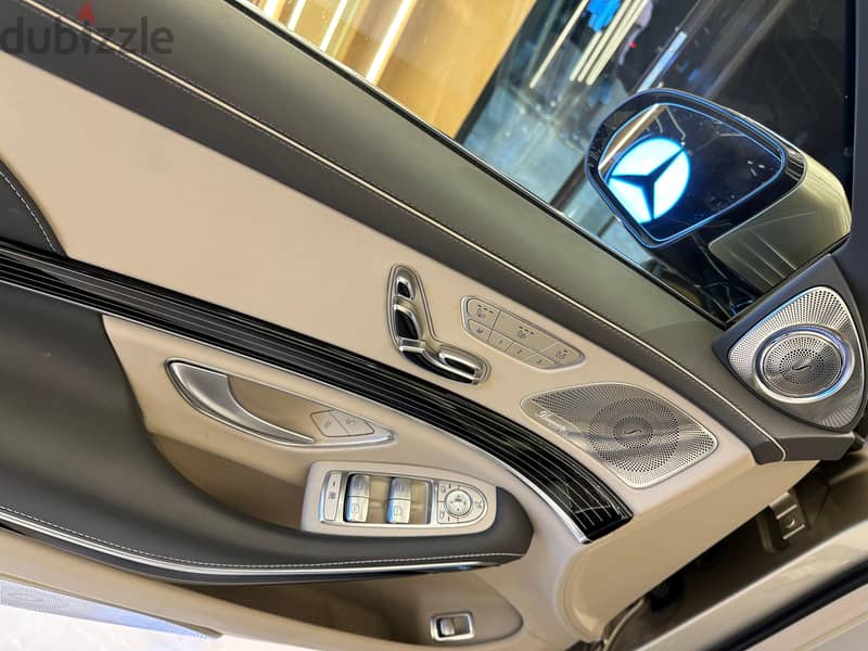 Mercedes Maybach s560 17