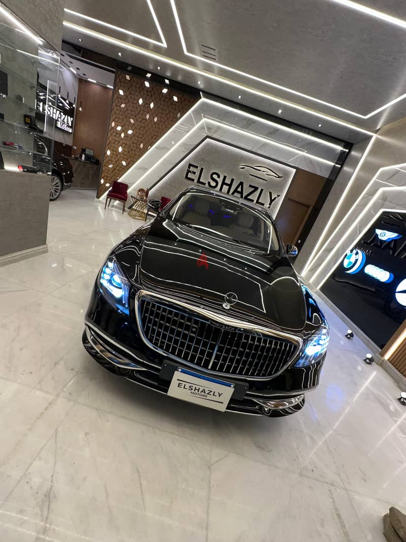 Mercedes Maybach s560 11