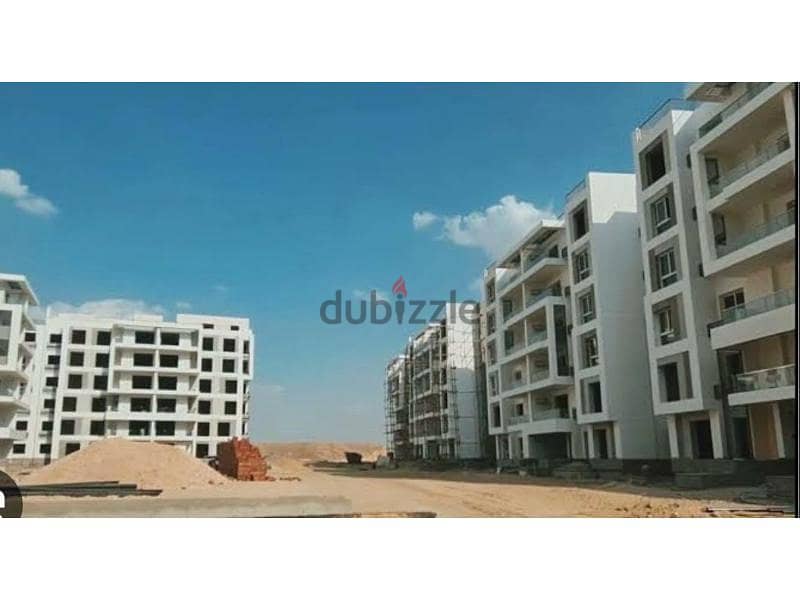 Apartment with garden View Club house in Monark 8