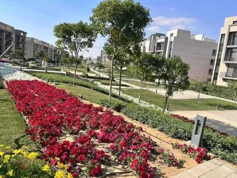 In installments for sale apartment 132 m fully finished with A. C 2 bedrooms with down payment in Almarasem fifth square 8