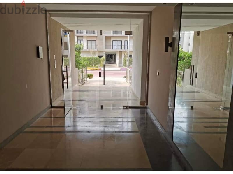 For sale 149 m view landscape apartment fully finished with roof bahary in Almarasem fifth square 17