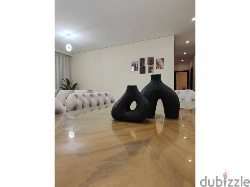 Apartment in Ninety Avenue ultra modern furnished. 6