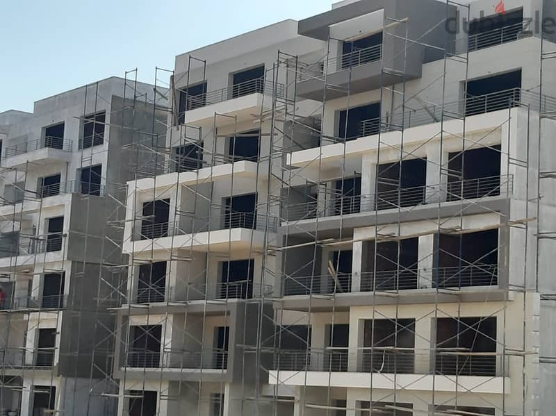 apartment for sale at palm hills new cairo | installments | prime location 1