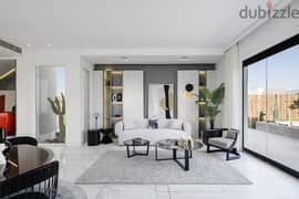 شقة متشطبة للبيع تسليم فوري بمقدم 1,6 مليون امام المدينة السياحية في بادية بالم هيلز
