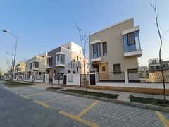 Standalone Villa 530 m Fully finished With furniture for sale at Villette