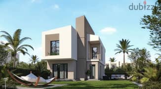 Independent villa 175 sqm in Taj City compound in front of Cairo Airport, installment over 8 years, new launch