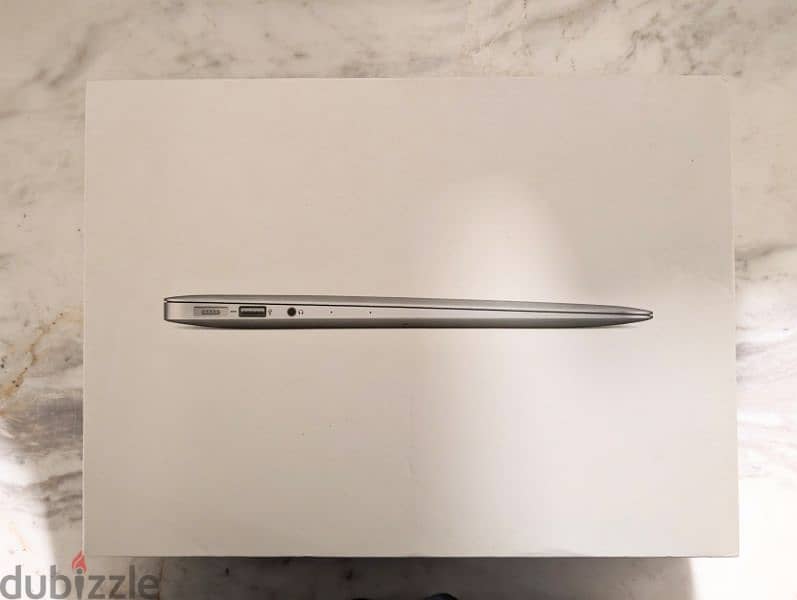 MacBook Air 2017 كسر زيرو 0